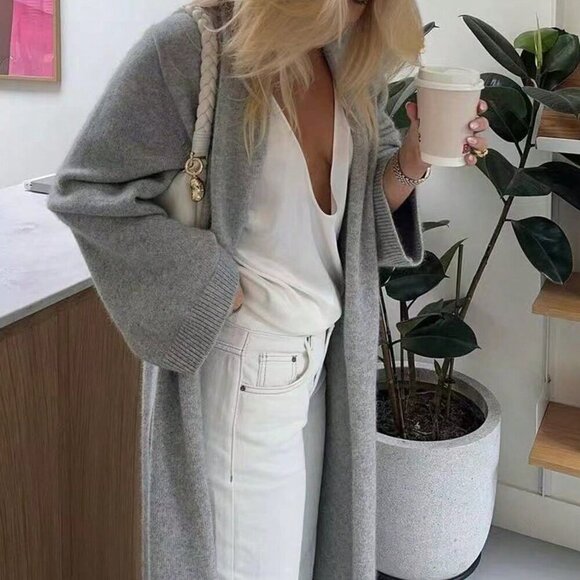 Grey Casual Women's V-Neck Buttonless Super Loose Long-Sleeved Knitted Cardigan - Picture 6 of 8